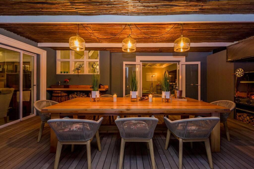 House W Pool, Fireplace, Braai Cape Town