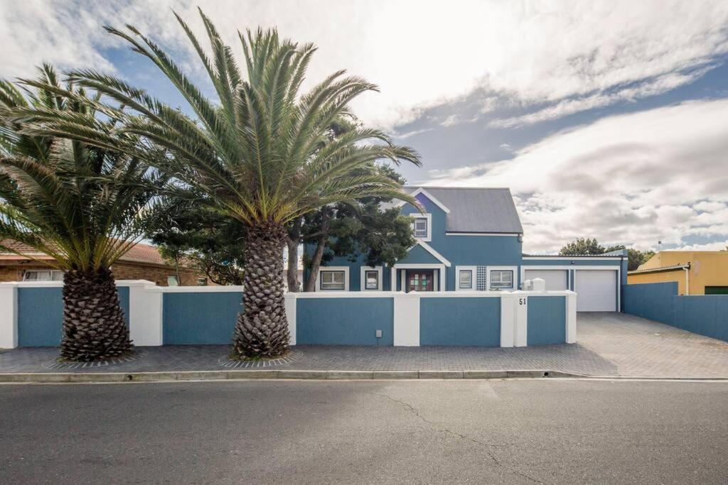 Holiday home House W Pool, Fireplace, Braai *